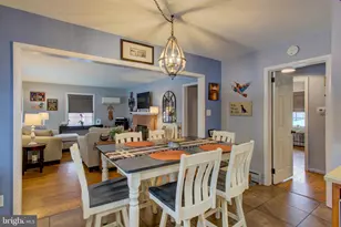 825 Robin Rd, Lancaster, PA 17601 - Photo 14