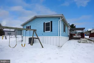 16 Terrie Ln, East Earl, PA 17519 - Photo 2