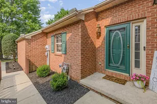 180 Summitville Ct, Lancaster, PA 17603 - Photo 4