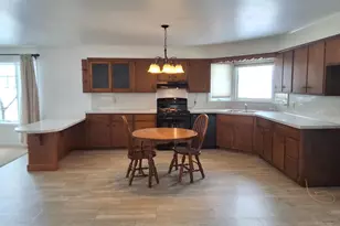 645 Peters Rd, New Holland, PA 17557 - Photo 8