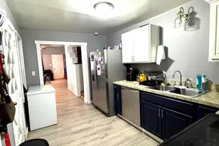 1126 Lancaster Ave, Columbia, PA 17512 - Photo 14