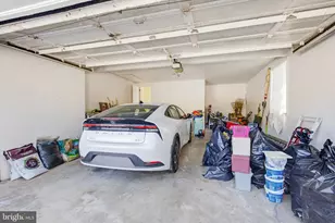 2102 Lyndell Dr, Lancaster, PA 17601 - Photo 8