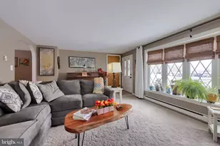 811 W Main St, New Holland, PA 17557 - Photo 8