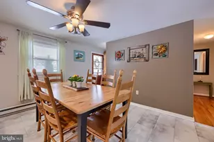 811 W Main St, New Holland, PA 17557 - Photo 16