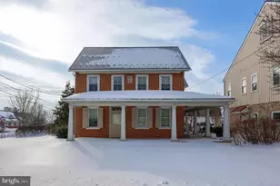 344 E Main St, Leola, PA 17540 - Photo 2
