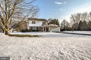 168 Carol Dr, Washington Boro, PA 17582 - Photo 2