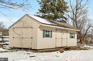 195 Village Spring Ln, Reinholds, PA 17569 - Photo 36