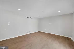 195 Village Spring Ln, Reinholds, PA 17569 - Photo 10