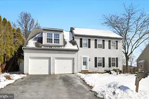 195 Village Spring Ln, Reinholds, PA 17569 - Photo 1