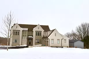 1 Strawberry Ln, Lititz, PA 17543 - Photo 2