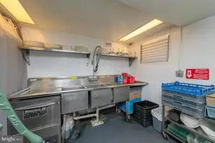 110 W Orange St, Lancaster, PA 17603 - Photo 32