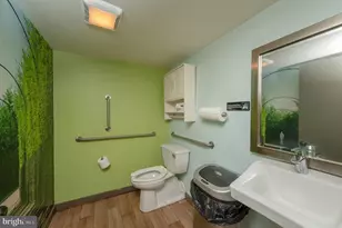 110 W Orange St, Lancaster, PA 17603 - Photo 34