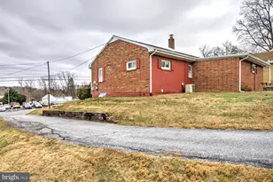 3928 Oregon Pike, Ephrata, PA 17522 - Photo 10