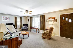 3928 Oregon Pike, Ephrata, PA 17522 - Photo 4