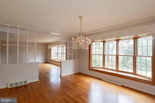 1518 Country Club Dr, Lancaster, PA 17601 - Photo 8