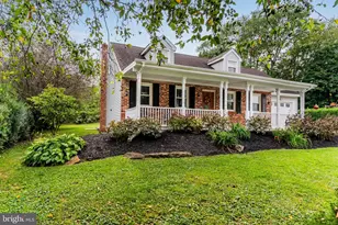 6 Myrtlewood Ct, Lancaster, PA 17603 - Photo 2