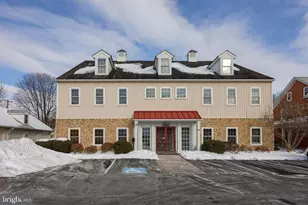 342 E Main St, Leola, PA 17540 - Photo 1