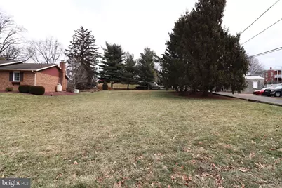 41 W Queen Street, Ephrata, PA 17522 - Photo 48