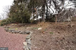 41 W Queen St, Ephrata, PA 17522 - Photo 38