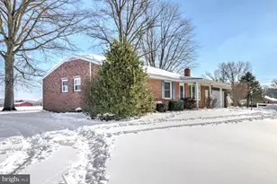 720 S Cocalico Rd, Denver, PA 17517 - Photo 2