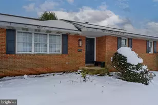 213 Maple Ave, Quarryville, PA 17566 - Photo 2