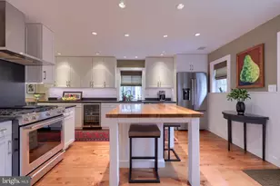 357 Valleybrook Dr, Lancaster, PA 17601 - Photo 4