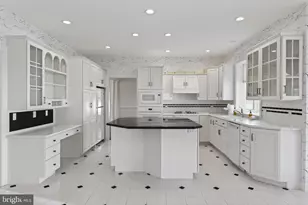 1137 Oakmont Dr, Lancaster, PA 17601 - Photo 16