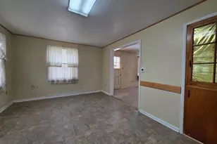 321 Pfautz Hill Rd, Stevens, PA 17578 - Photo 8