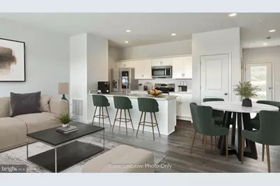 24 N Conifer Drive, Elizabethtown, PA 17022 - Photo 2