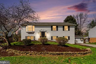 2292 Bob White Ln, Lancaster, PA 17601 - Photo 2