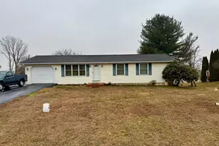 430 Fairview Rd, Manheim, PA 17545 - Photo 2