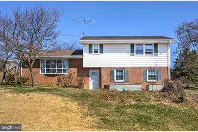 1146 Hermosa Avenue, Lancaster, PA 17601 - Photo 2