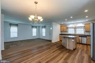 426 Eastwood Ln, Lancaster, PA 17601 - Photo 8