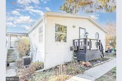 203 Oakfield Court W, Lancaster, PA 17603 - Photo 2