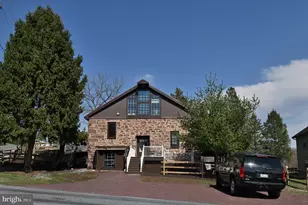 1700 Texter Mountain Rd, Reinholds, PA 17569 - Photo 1