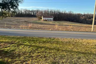 501 Goldfinch Dr, Columbia, PA 17512 - Photo 10