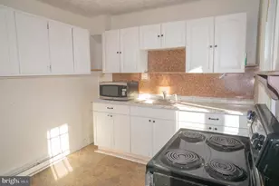 855 Lancaster Ave, Columbia, PA 17512 - Photo 12