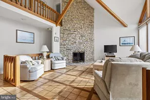 1049 Signal Hill Ln Ln, Lancaster, PA 17601 - Photo 8