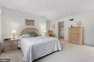 1049 Signal Hill Ln Ln, Lancaster, PA 17601 - Photo 32