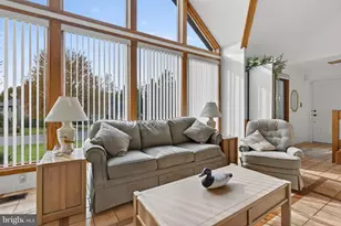 1049 Signal Hill Ln Ln, Lancaster, PA 17601 - Photo 10