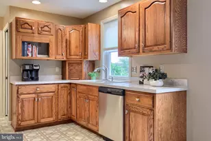 3949 Birchwood Ln, Columbia, PA 17512 - Photo 14