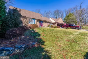 567 Shultz Rd, Washington Boro, PA 17582 - Photo 4