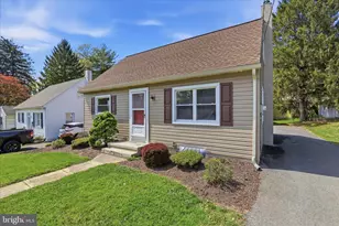 4 Red Bud Dr, Millersville, PA 17551 - Photo 2