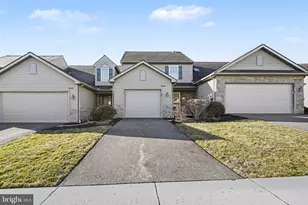 26 Gantz Meadows, Mount Joy, PA 17552 - Photo 2