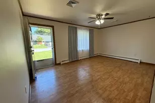 818 Walnut St, New Holland, PA 17557 - Photo 2