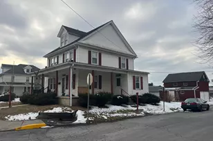 351 E Jackson St, New Holland, PA 17557 - Photo 2