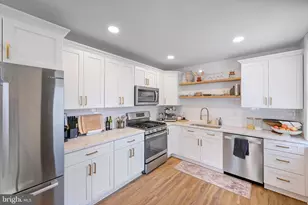 235 Howard Ave, Lancaster, PA 17602 - Photo 14