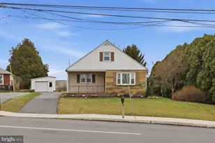 10 Bethany Rd, Ephrata, PA 17522 - Photo 1