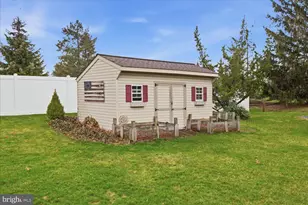 1829 Krystle Dr, Lancaster, PA 17602 - Photo 34