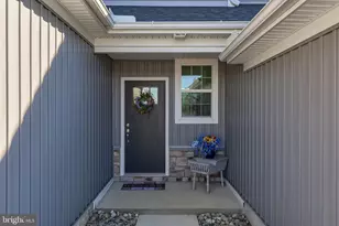 211 Bellaride Ln, Millersville, PA 17551 - Photo 10